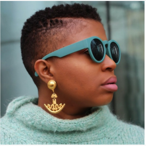 Picture: Deep Short Natural Cut