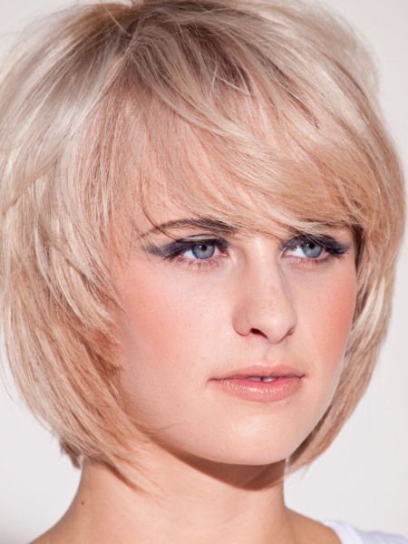 21+ Short Hairstyles For Round Faces Double Chin