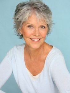 hairstyles for thin hair over 40